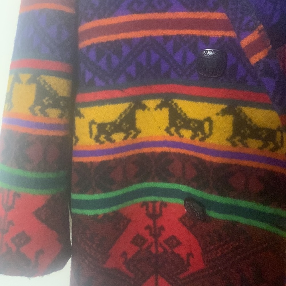 Long Peruvian style wool jacket with horses